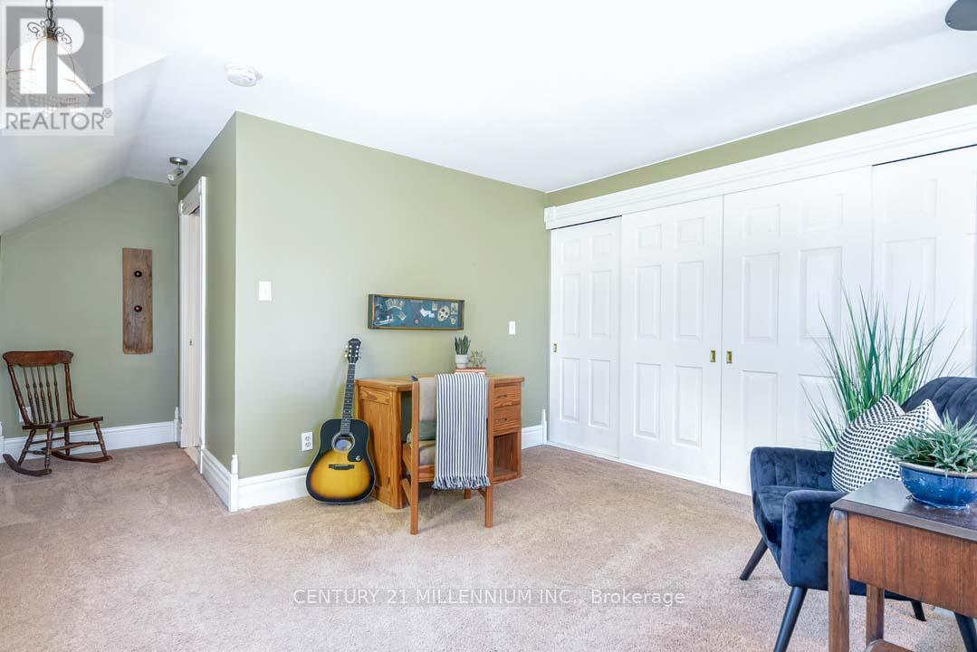 753333 2nd Line Ehs Property Photo 41
