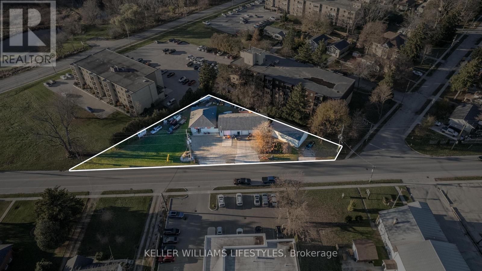 281 Metcalfe Street W Property Photo 1