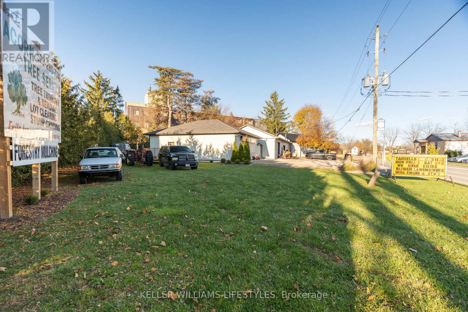 281 Metcalfe Street W Property Photo 11