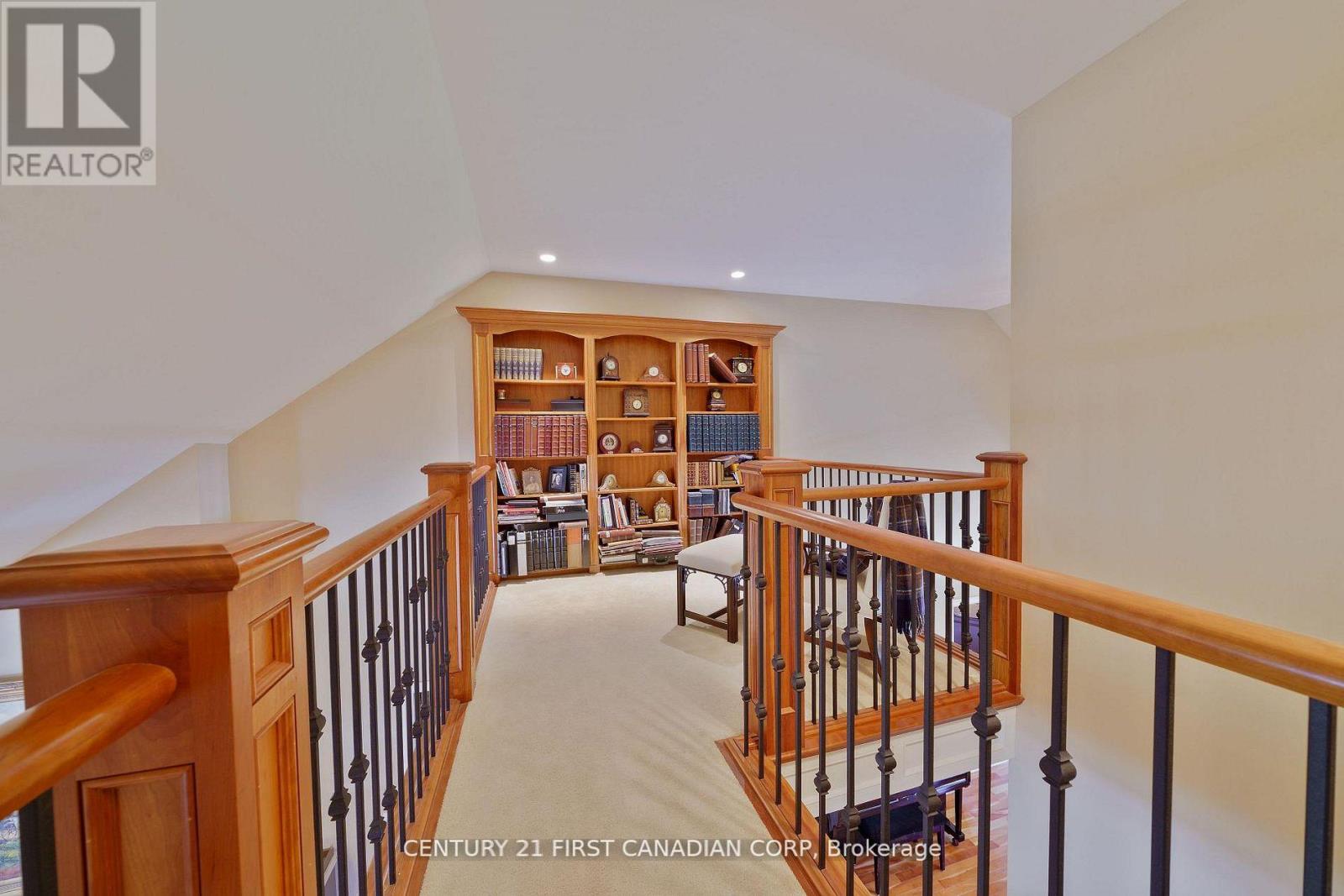 2091 Valleyrun Boulevard Property Photo 9