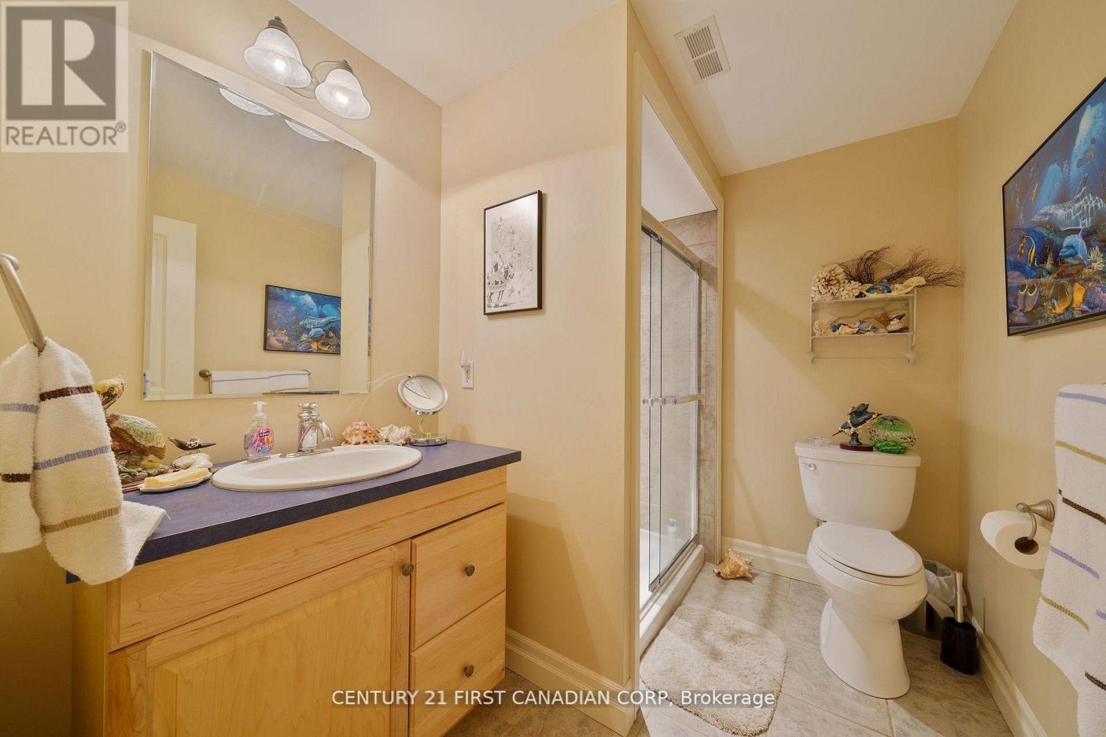 2091 Valleyrun Boulevard Property Photo 21