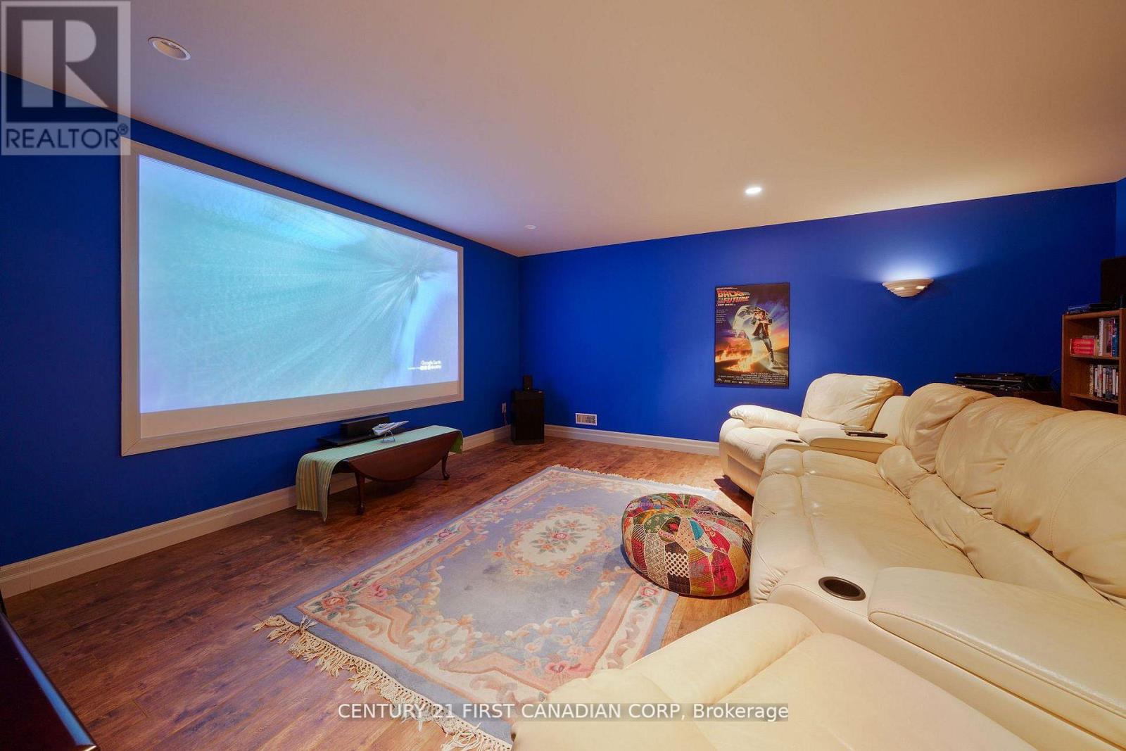 2091 Valleyrun Boulevard Property Photo 24