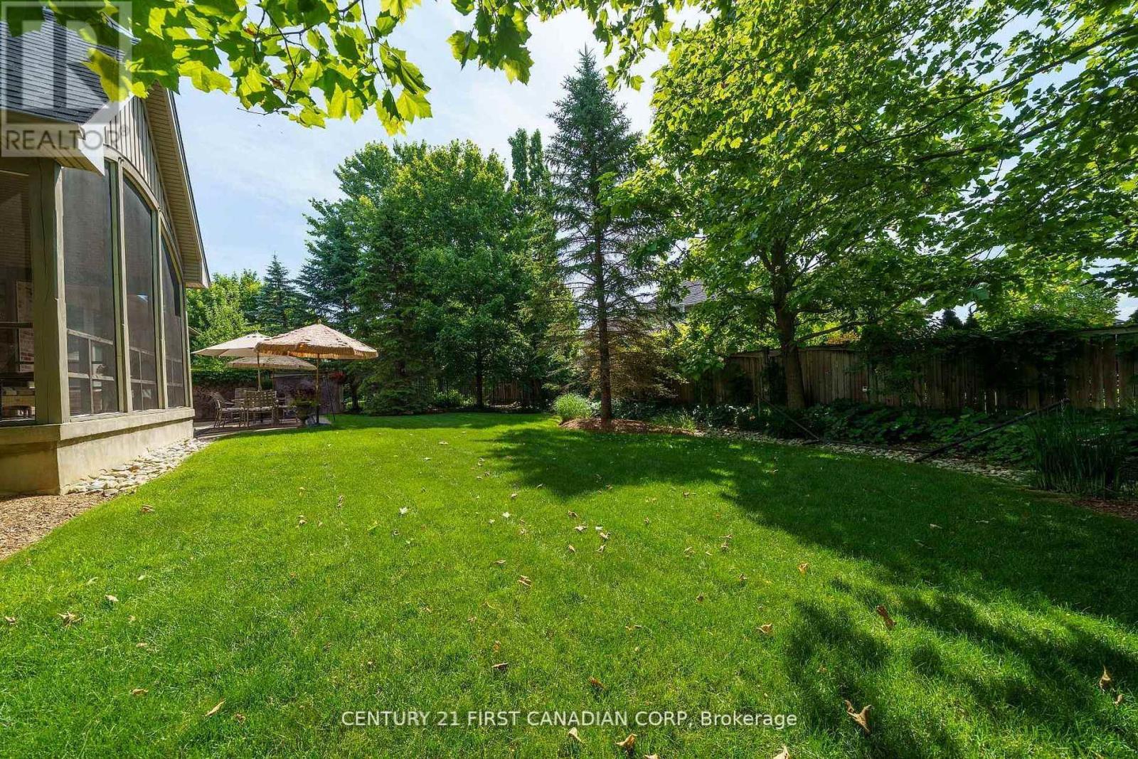 2091 Valleyrun Boulevard Property Photo 26