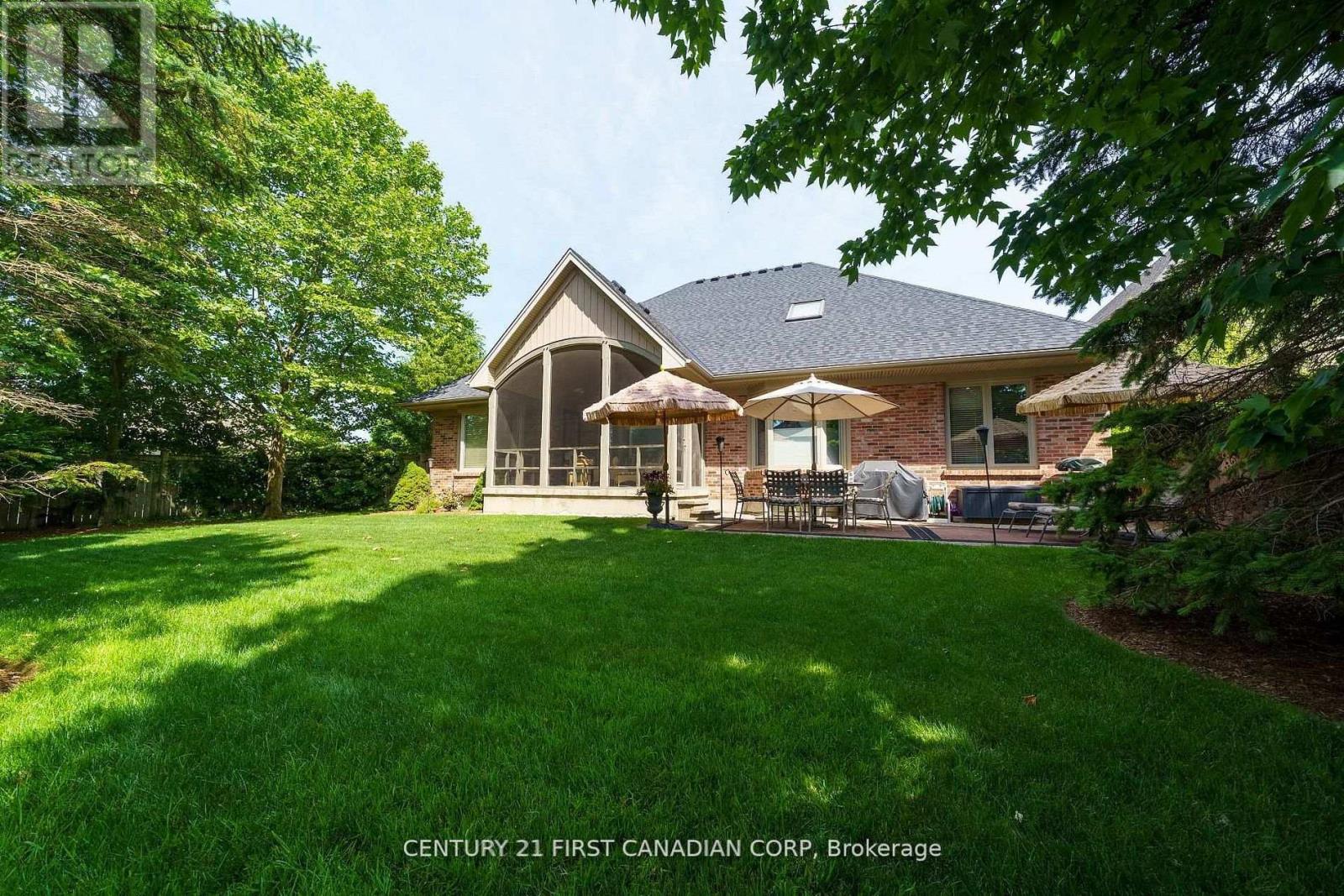 2091 Valleyrun Boulevard Property Photo 30