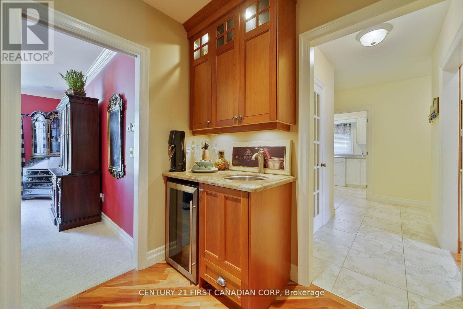 2091 Valleyrun Boulevard Property Photo 31