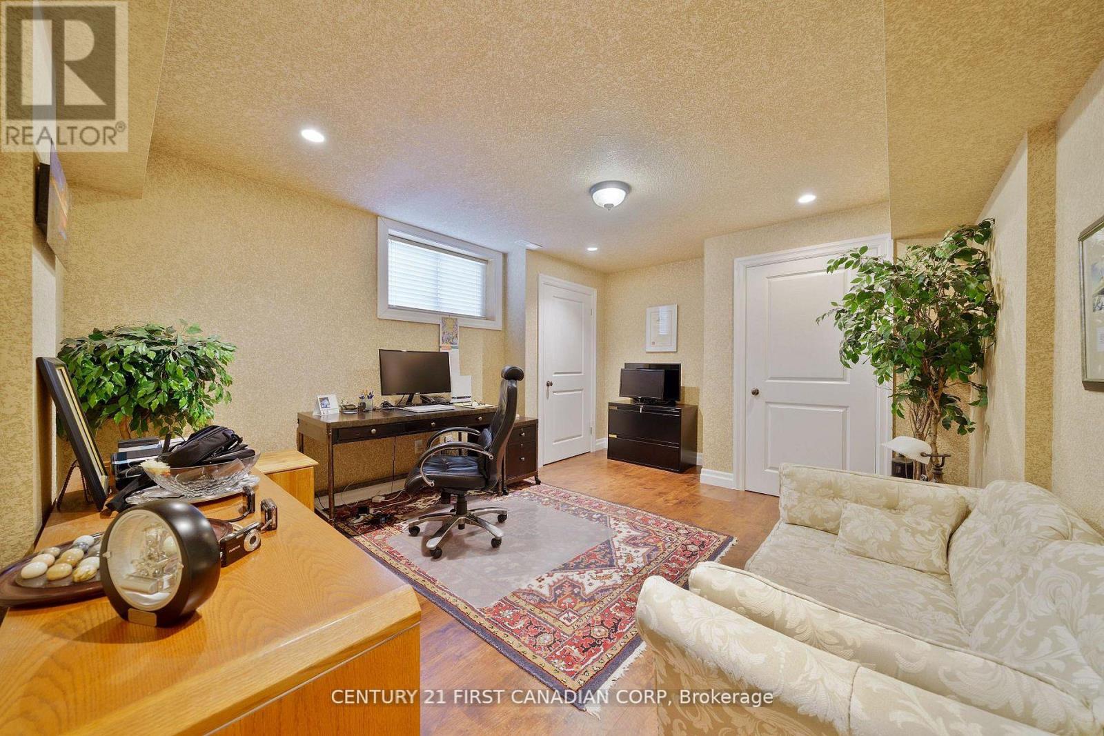 2091 Valleyrun Boulevard Property Photo 45