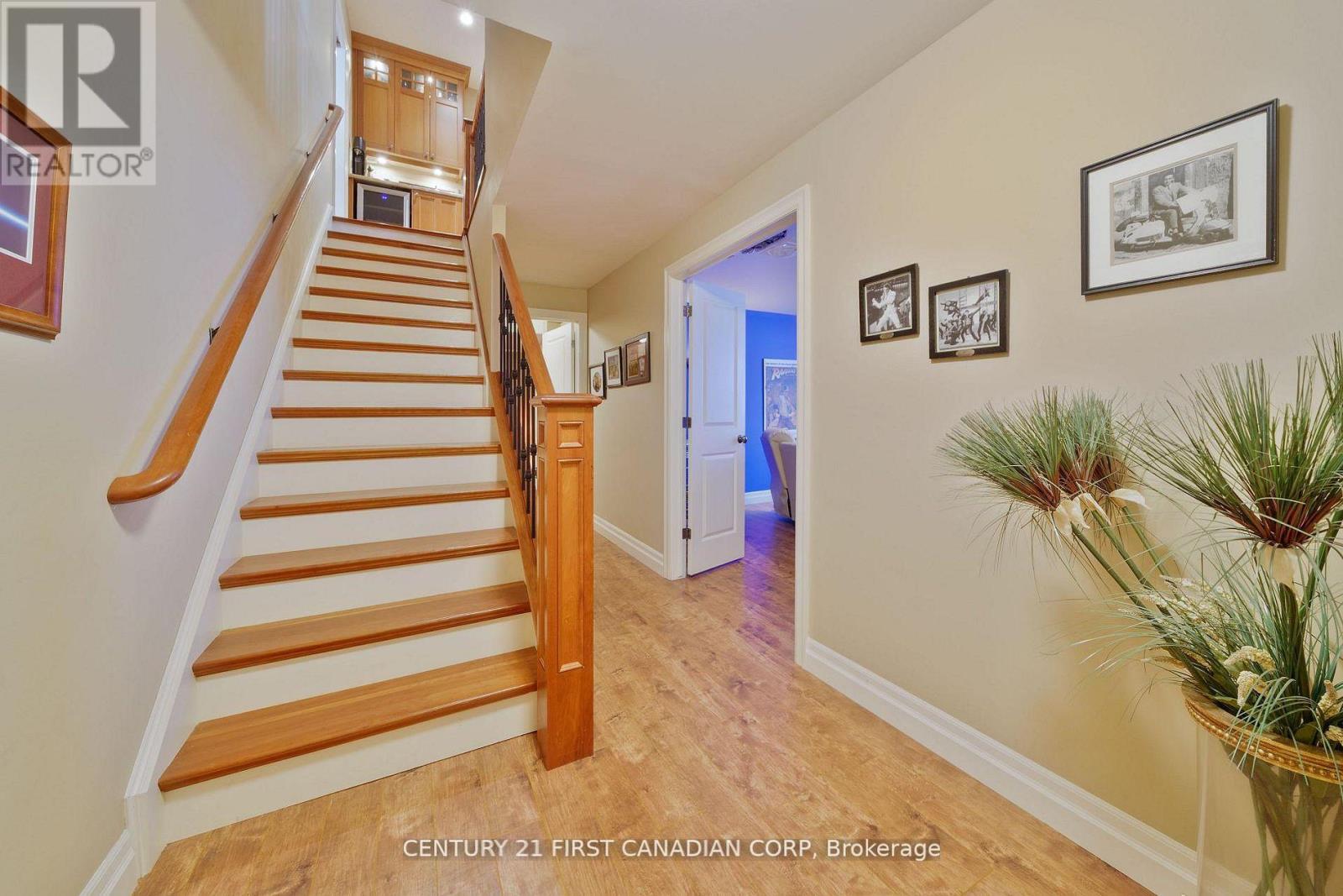 2091 Valleyrun Boulevard Property Photo 48