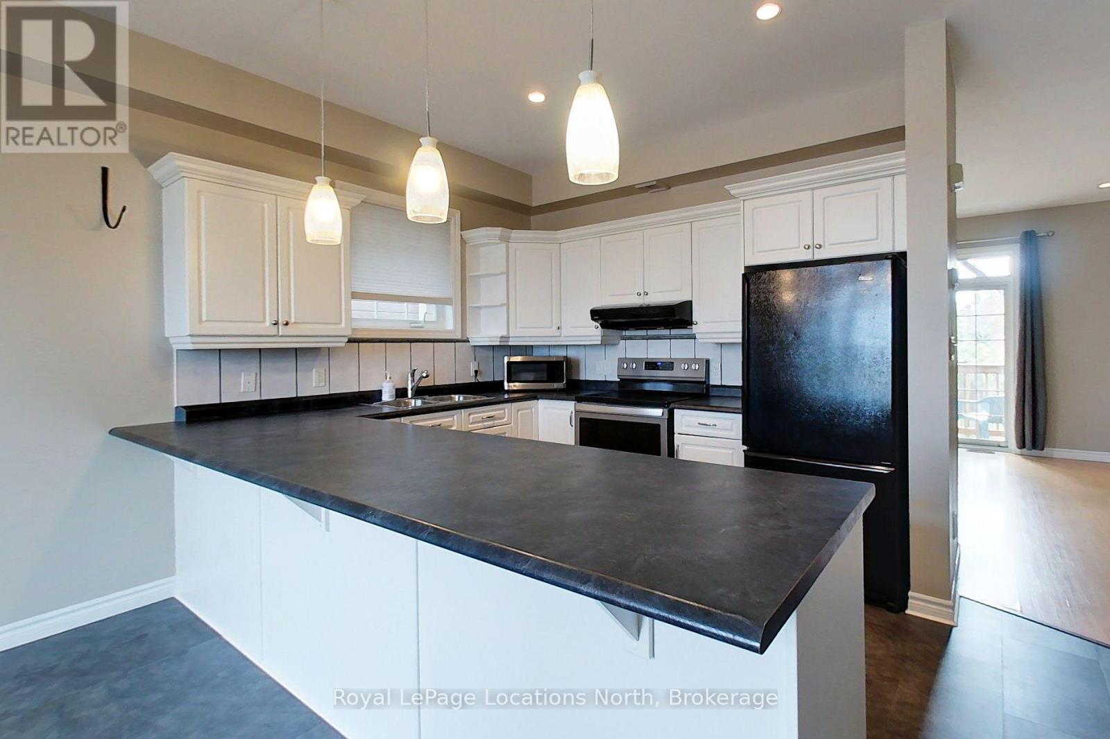 4 - 24 Albery Court Property Photo 12