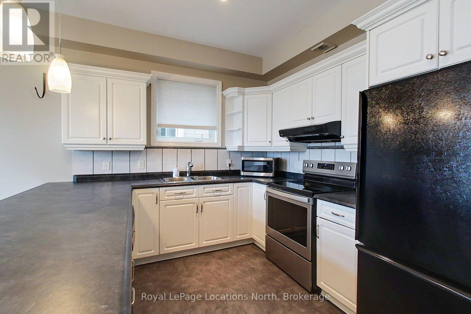 4 - 24 Albery Court Property Photo 13