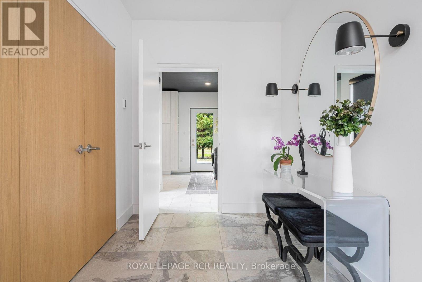 758021 2nd Line E Property Photo 8