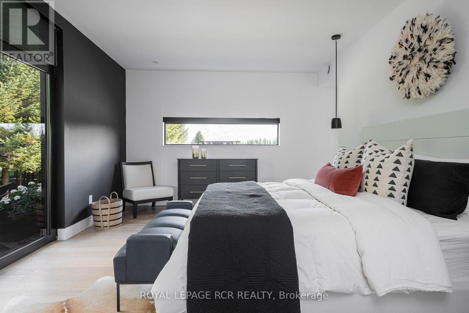 758021 2nd Line E Property Photo 15