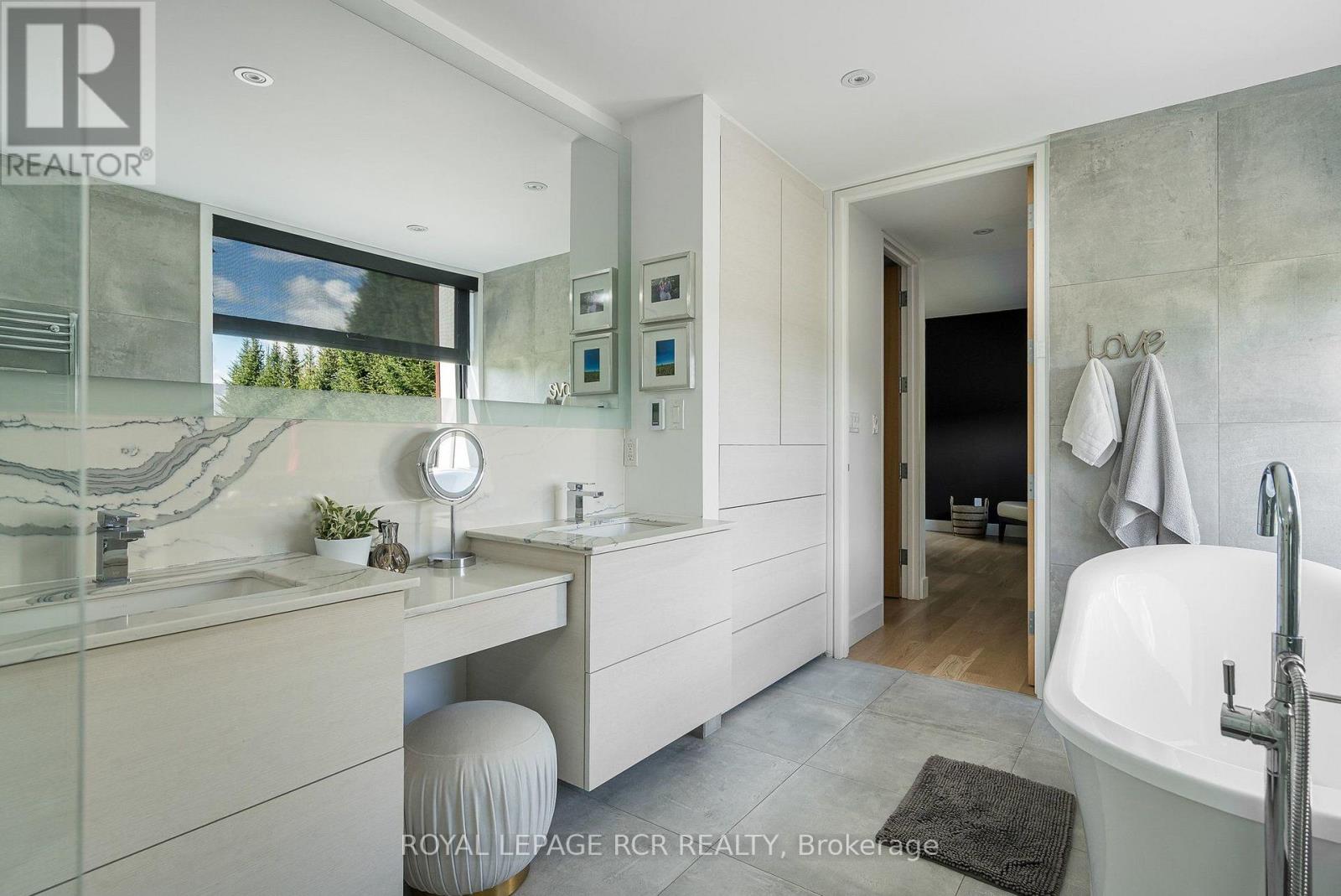 758021 2nd Line E Property Photo 16