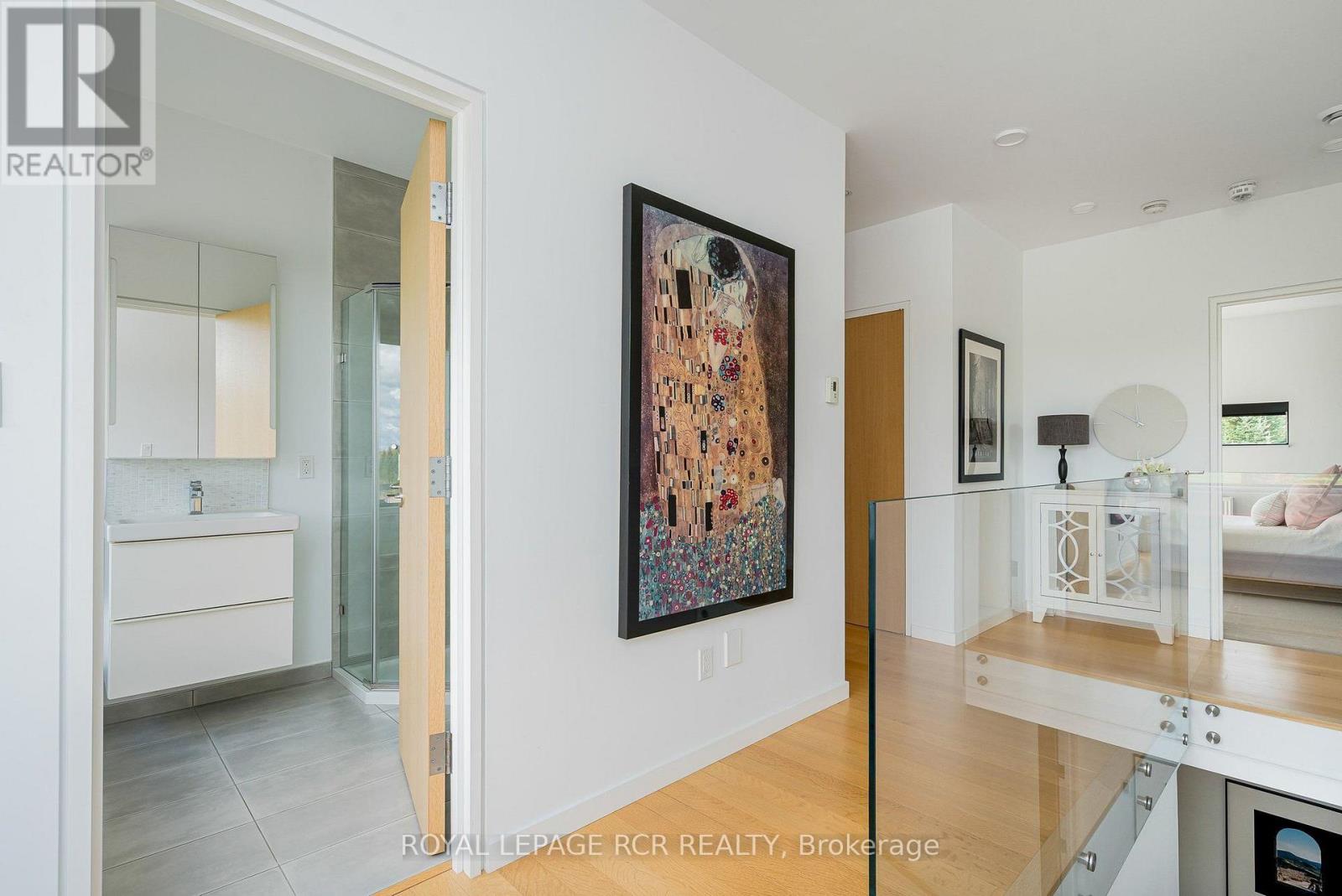 758021 2nd Line E Property Photo 21