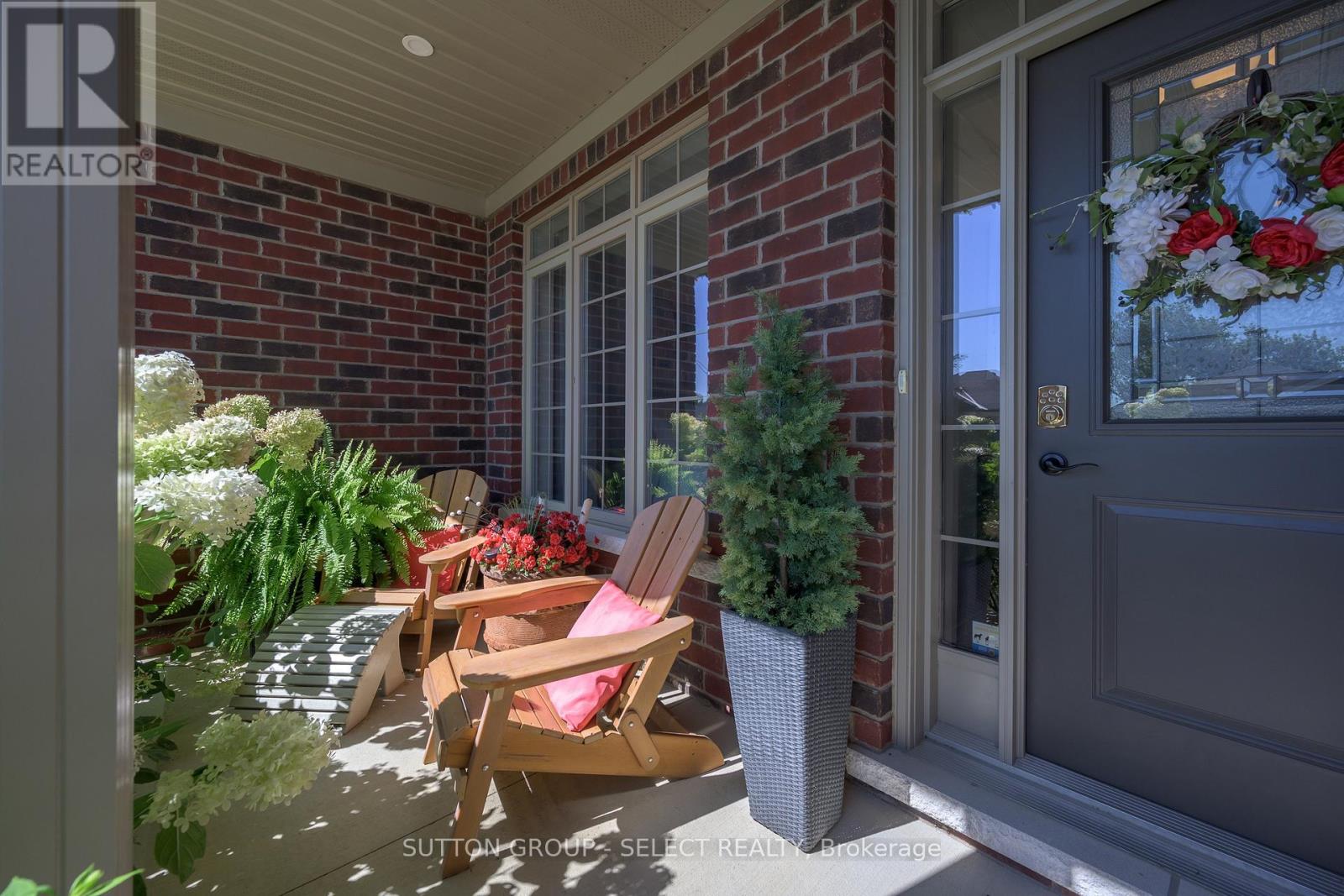 99 Lanz Boulevard Property Photo 3