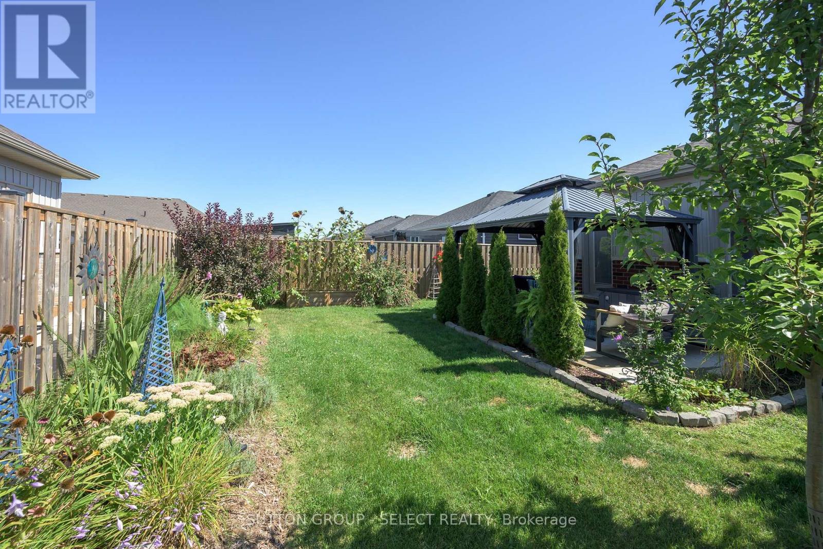99 Lanz Boulevard Property Photo 9