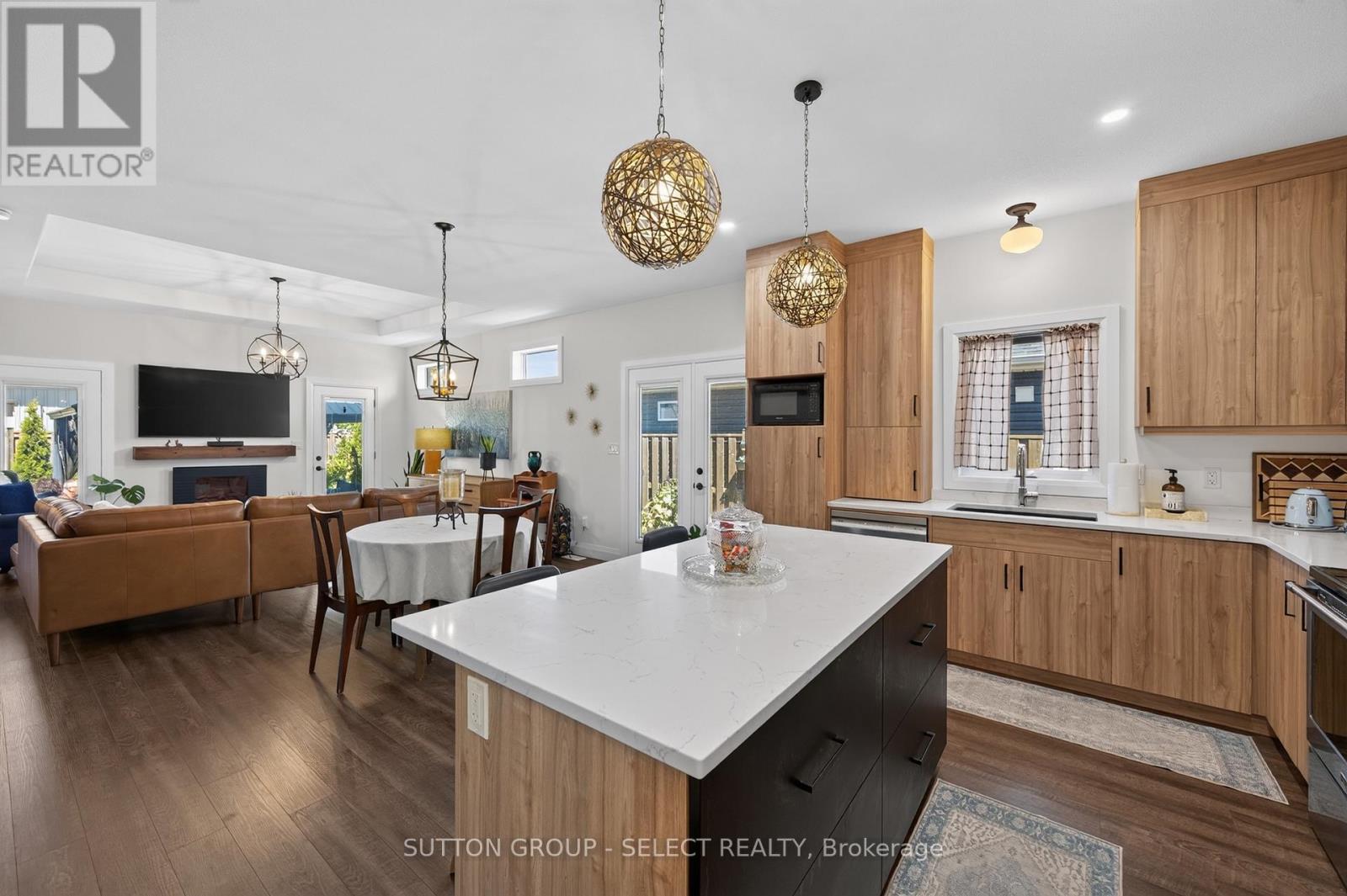 99 Lanz Boulevard Property Photo 12