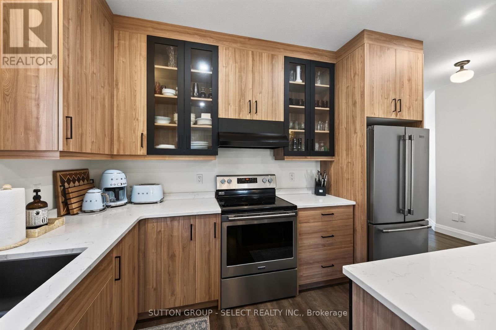 99 Lanz Boulevard Property Photo 14