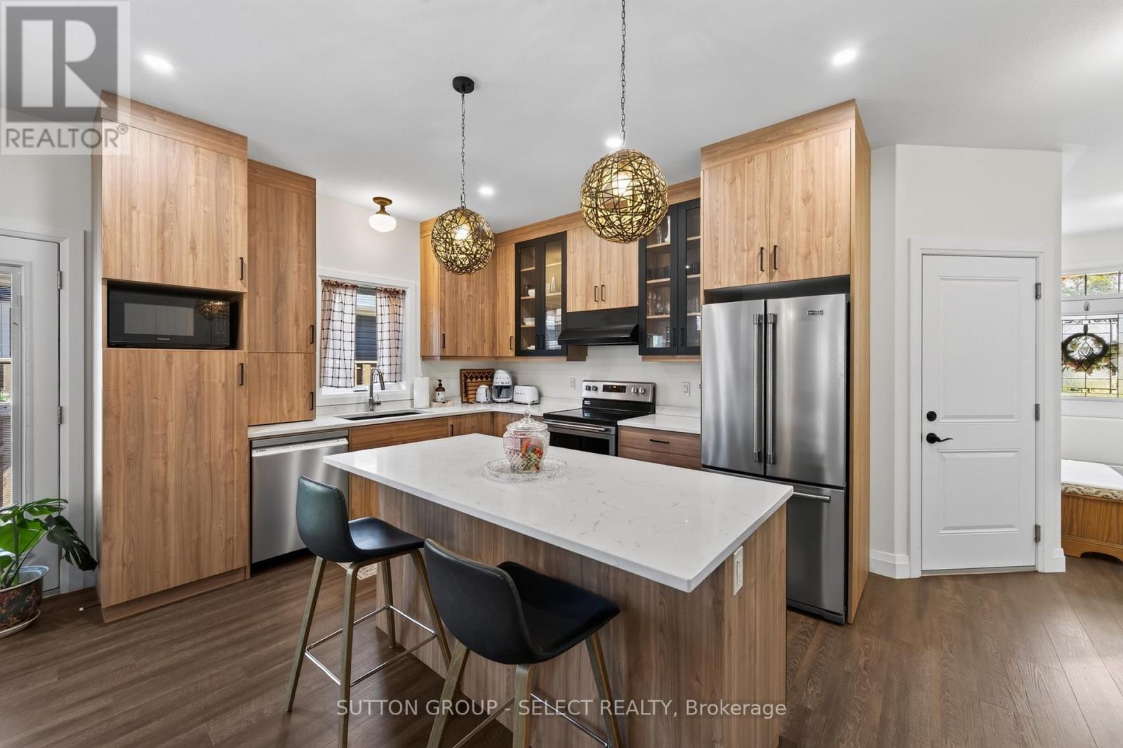 99 Lanz Boulevard Property Photo 16