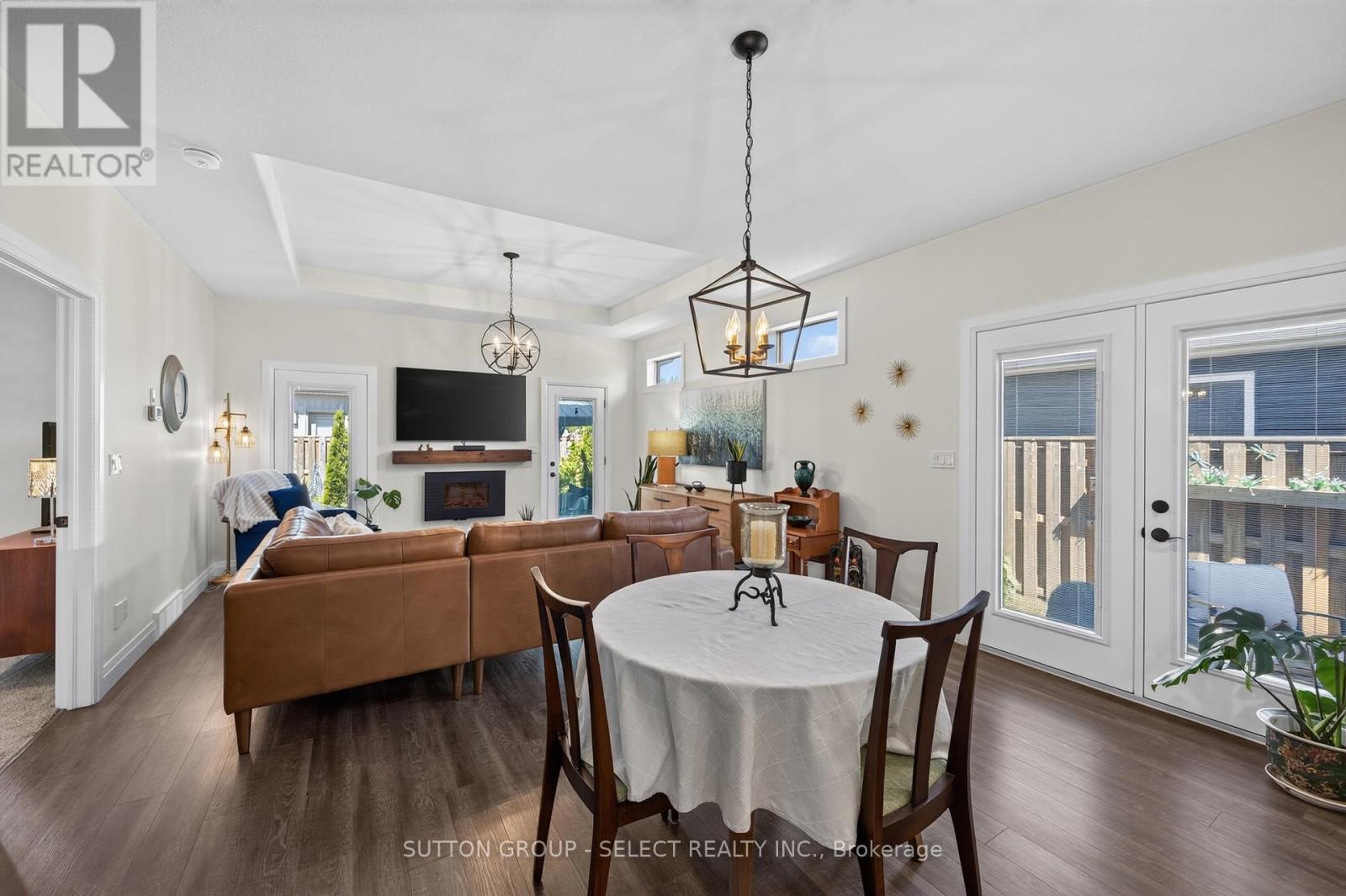 99 Lanz Boulevard Property Photo 18