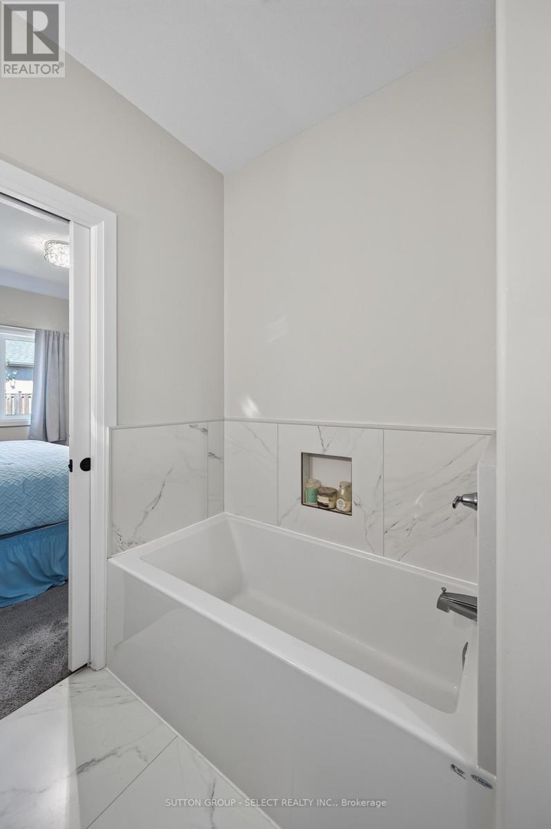 99 Lanz Boulevard Property Photo 29