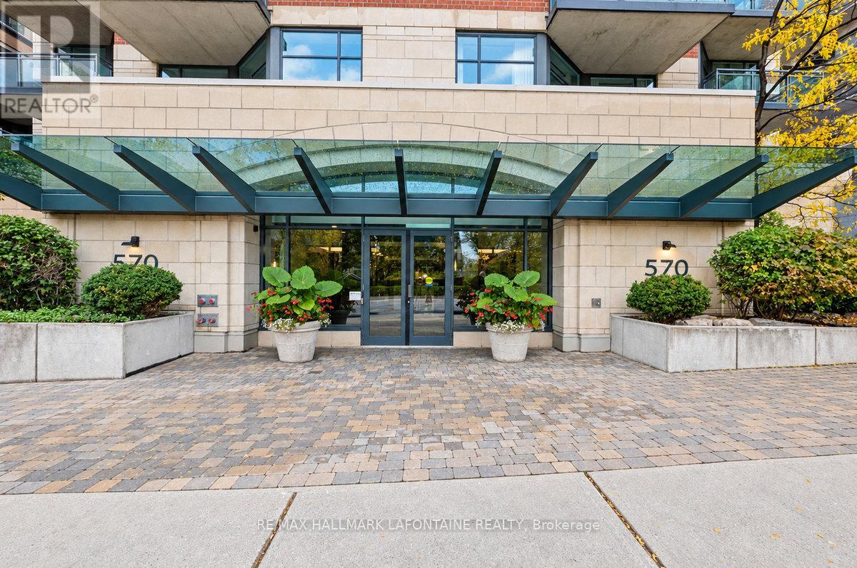1606 - 570 Laurier Avenue W Property Photo 2