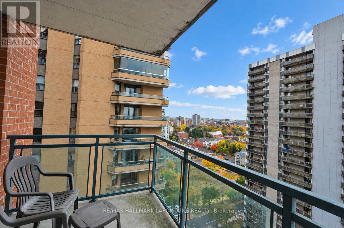 1606 - 570 Laurier Avenue W Property Photo 27