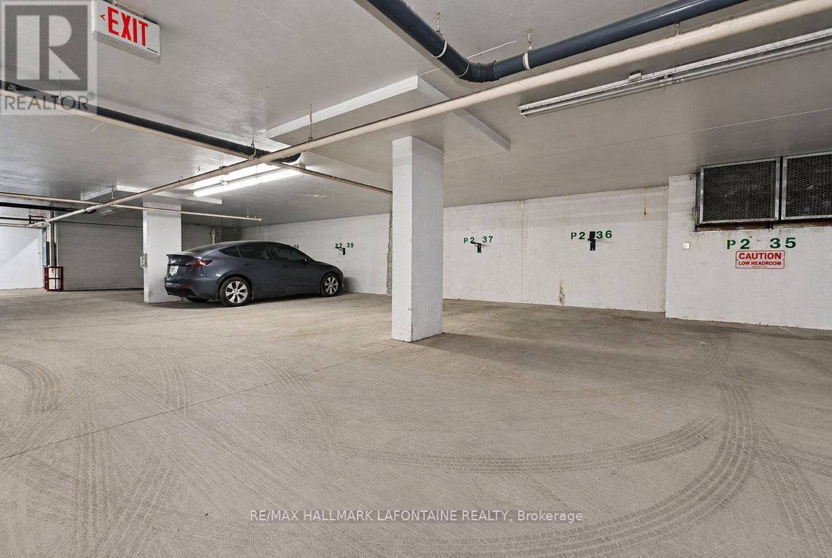 1606 - 570 Laurier Avenue W Property Photo 30