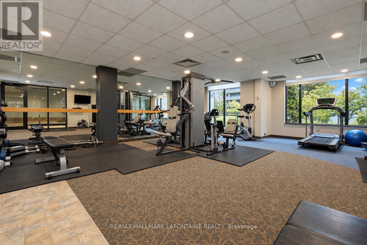 1606 - 570 Laurier Avenue W Property Photo 35