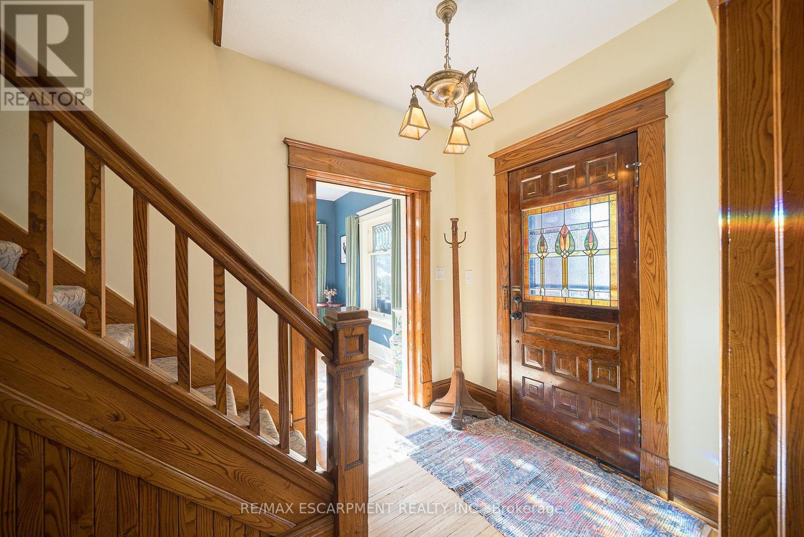 75 Walnut Street Property Photo 3