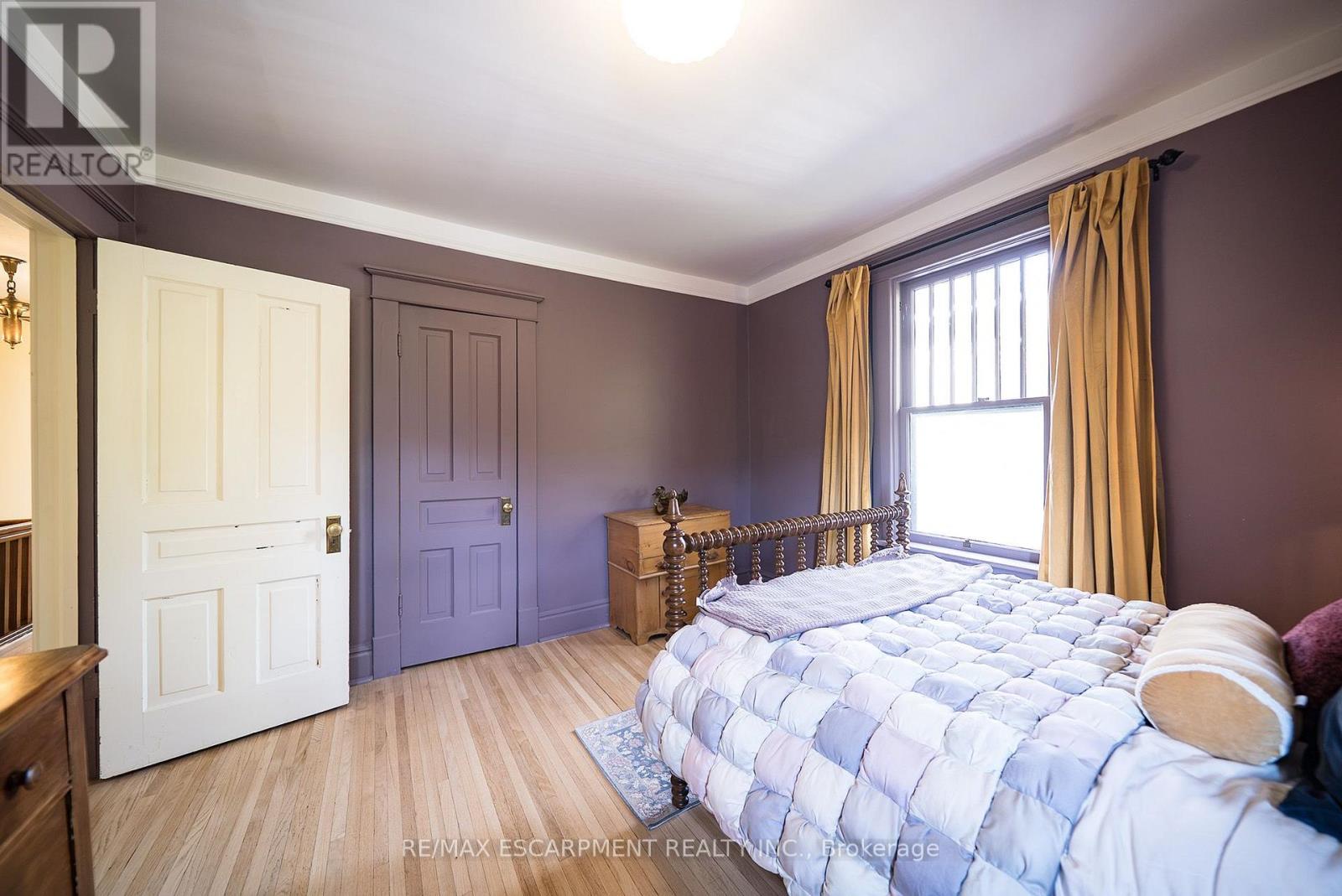 75 Walnut Street Property Photo 28