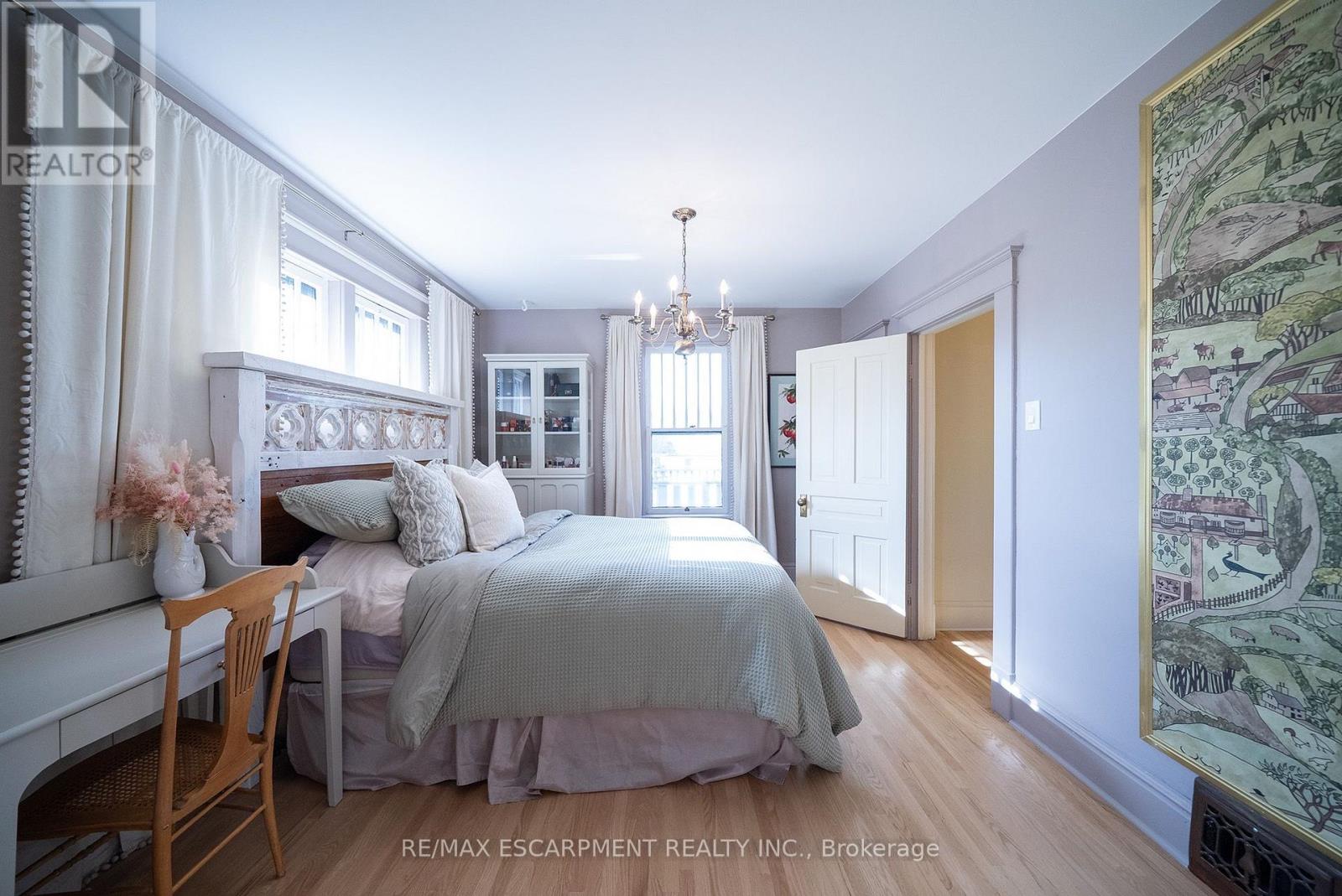 75 Walnut Street Property Photo 30