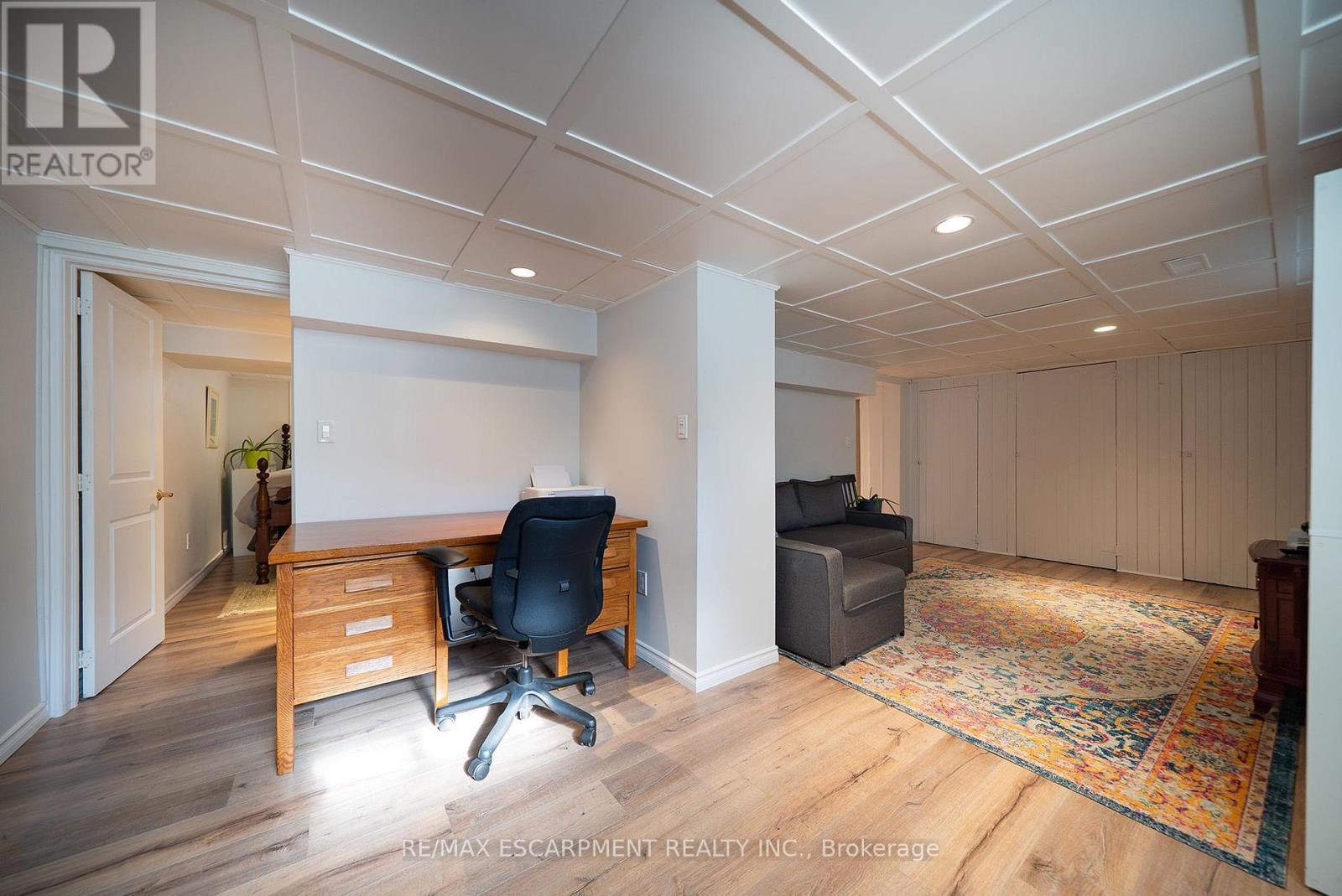 75 Walnut Street Property Photo 39