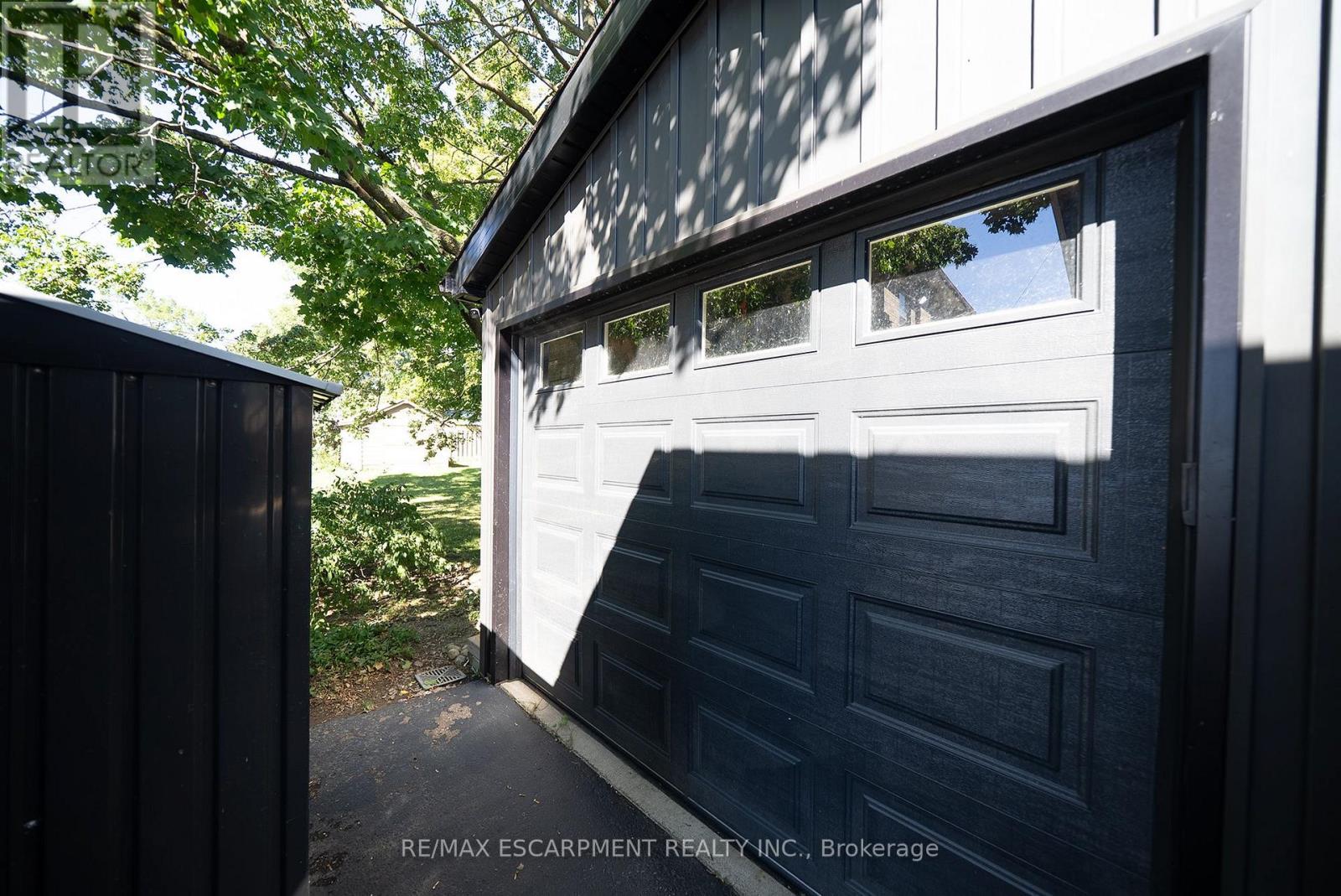 75 Walnut Street Property Photo 47