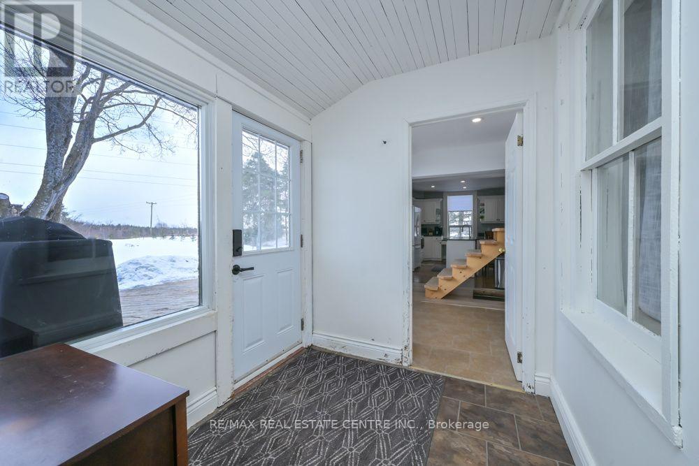 347157 Mono Centre Road Property Photo 5