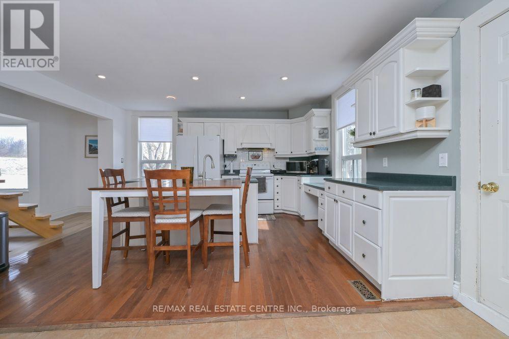 347157 Mono Centre Road Property Photo 8