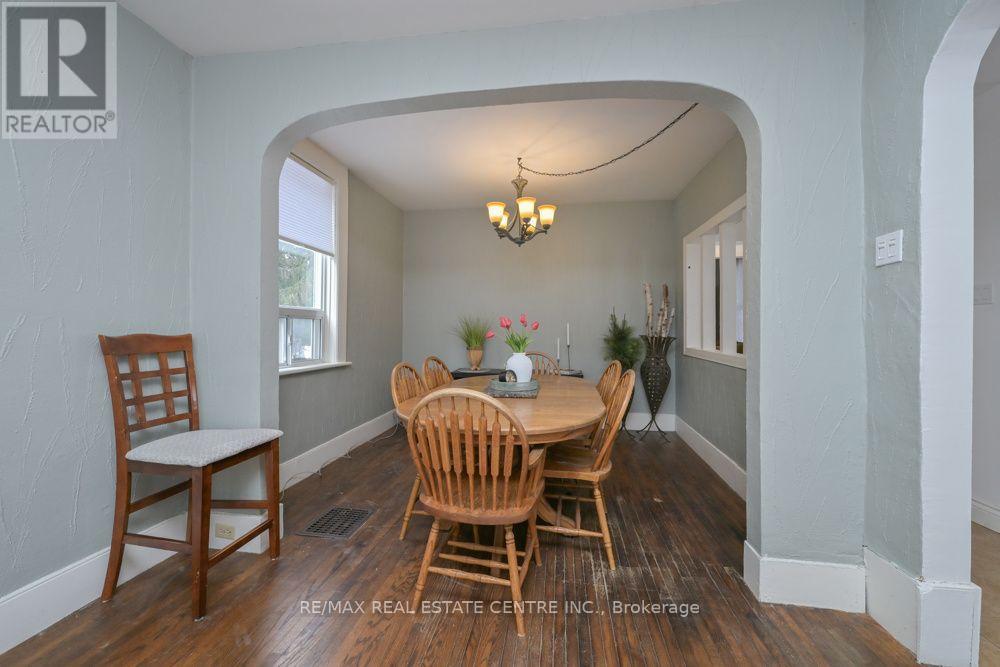 347157 Mono Centre Road Property Photo 10