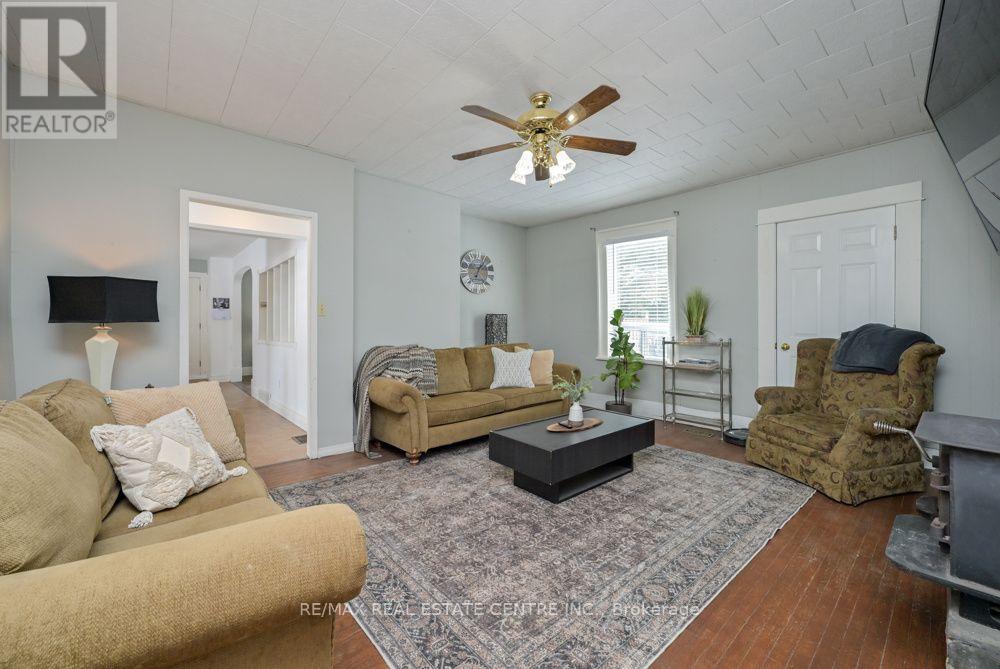 347157 Mono Centre Road Property Photo 14