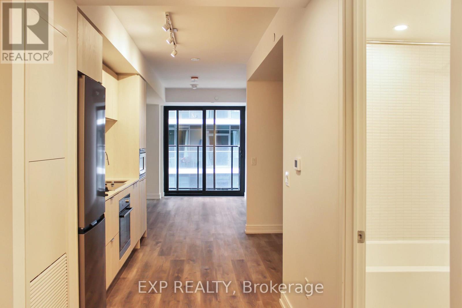 714 - 1 Jarvis Street Property Photo 5