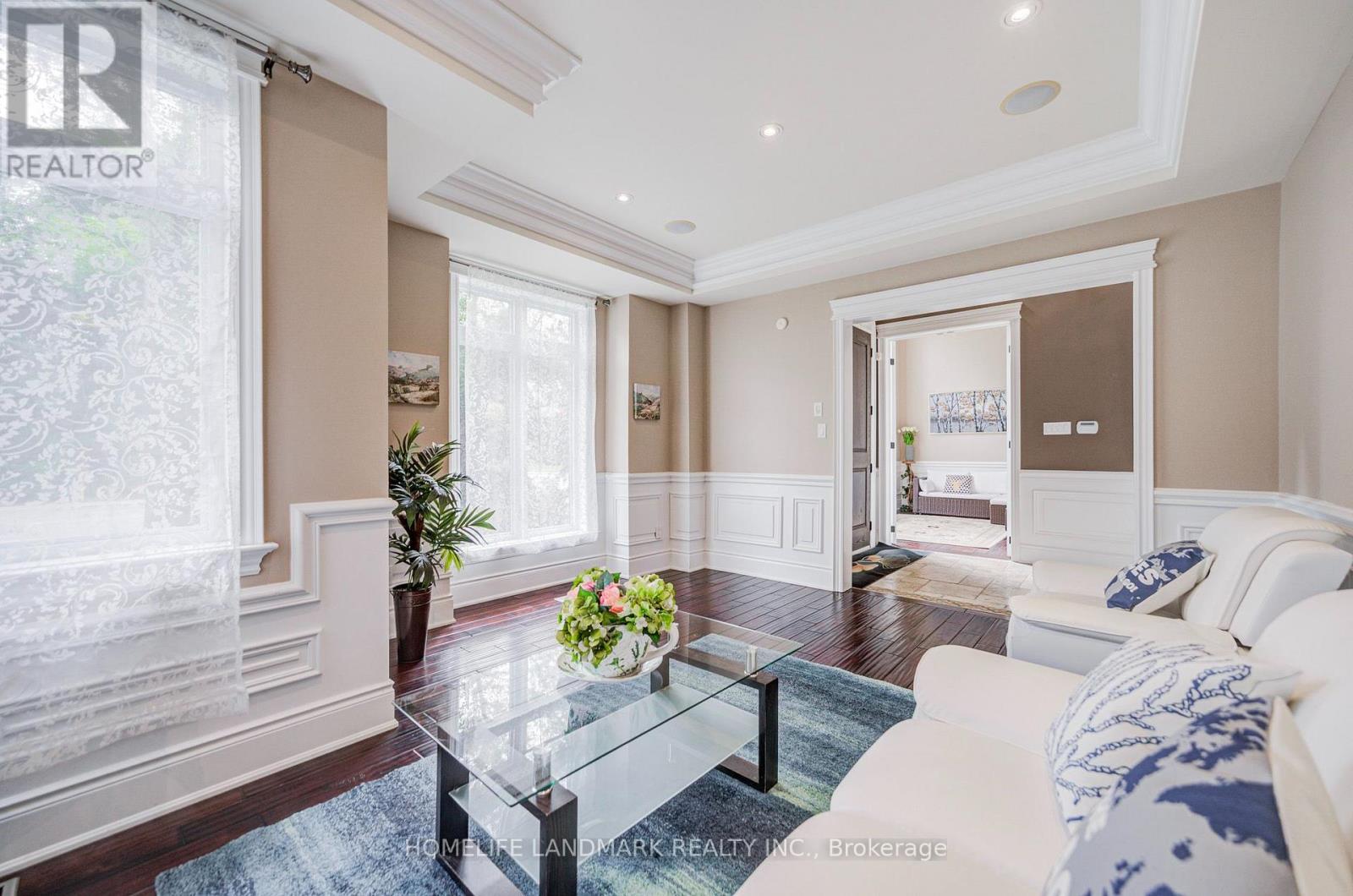 668 Garth Street Property Photo 14