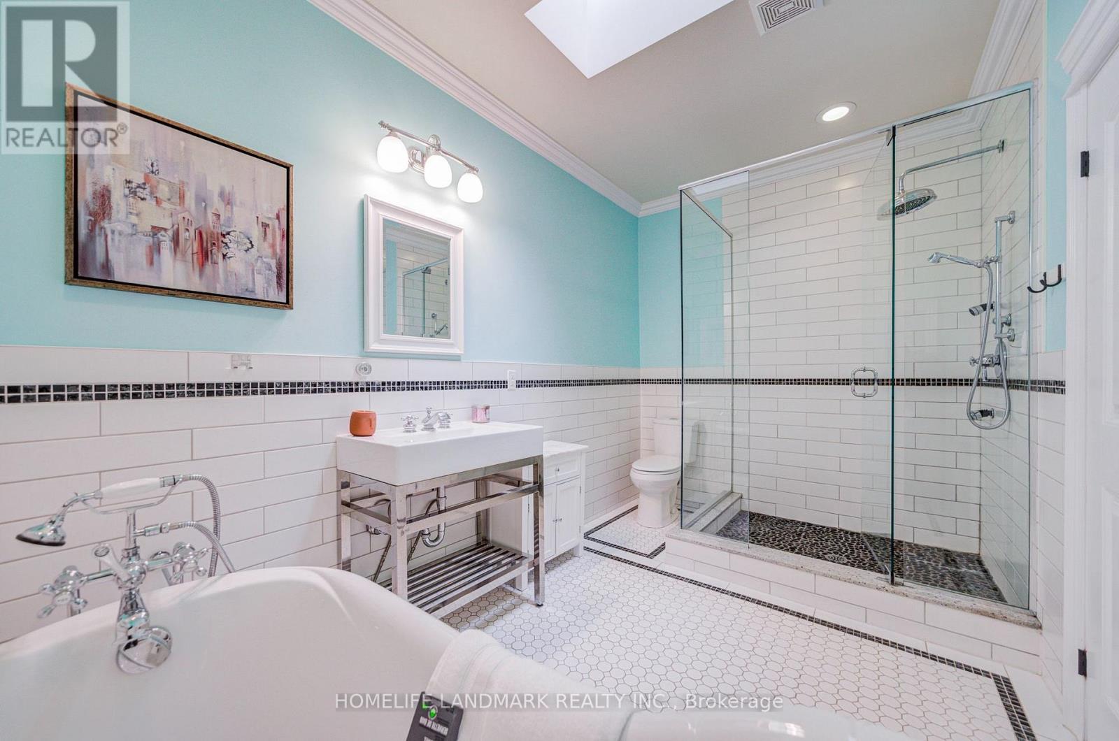 668 Garth Street Property Photo 29