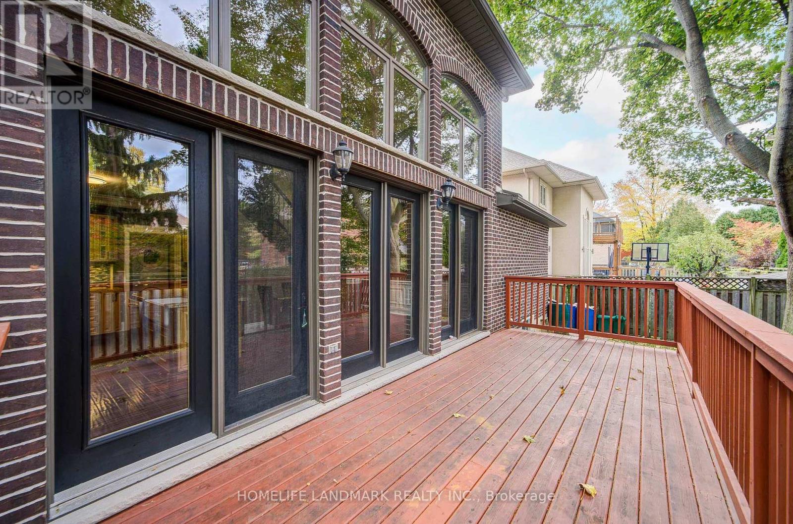 668 Garth Street Property Photo 46