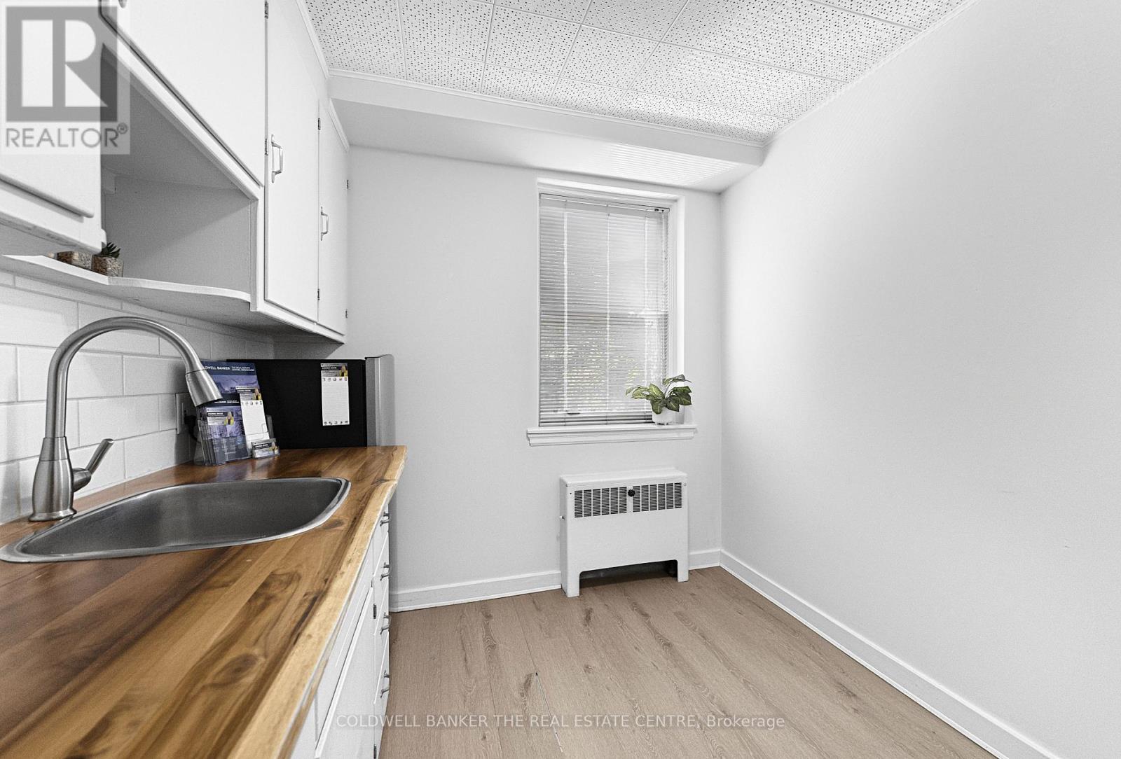 9 - 4 Robinson Street Property Photo 9