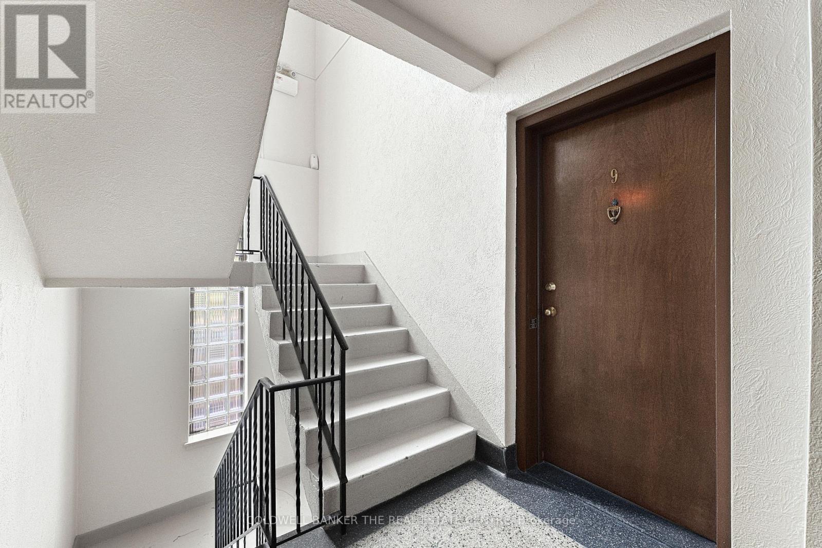 9 - 4 Robinson Street Property Photo 26