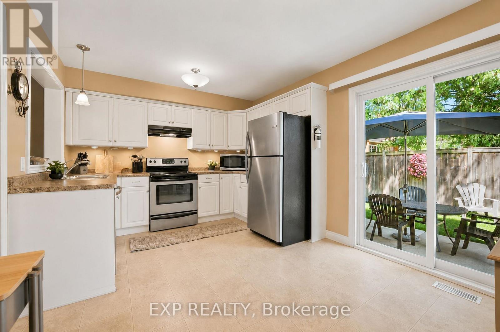1 - 495 Linwell Road Property Photo 6