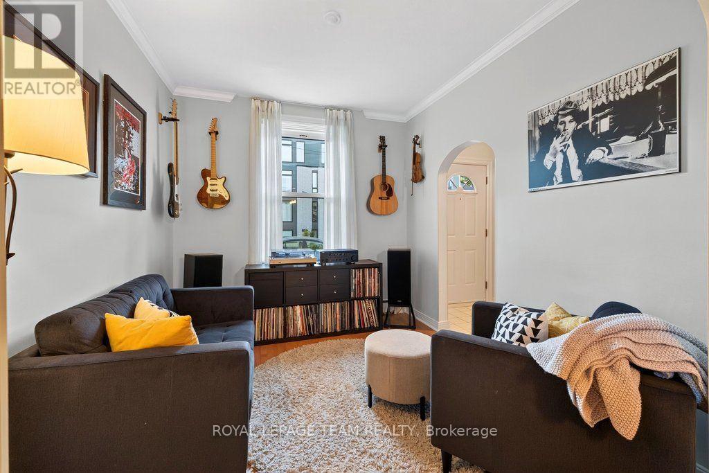249 Hinchey Avenue Property Photo 4