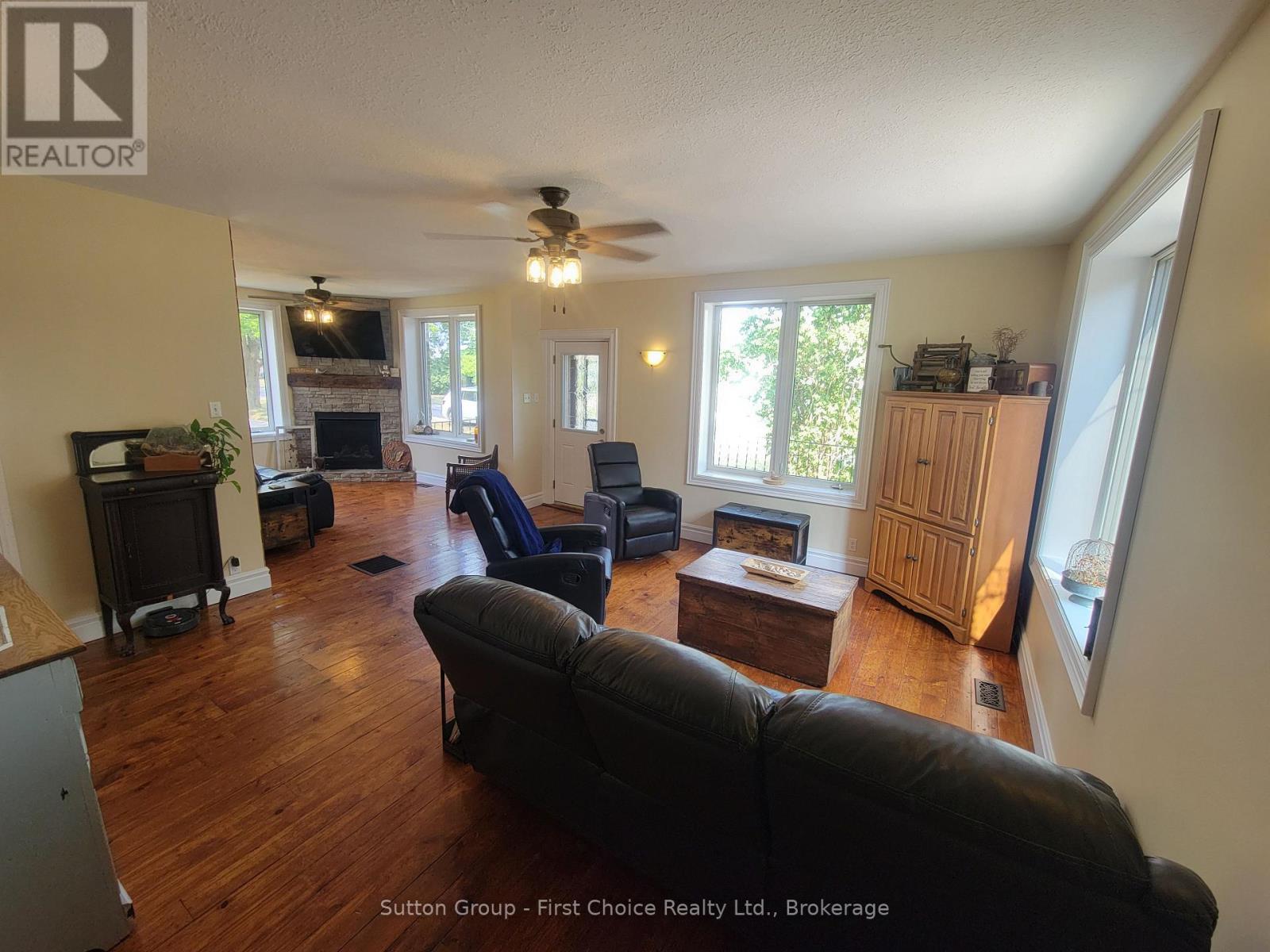 30 King Street N Property Photo 20