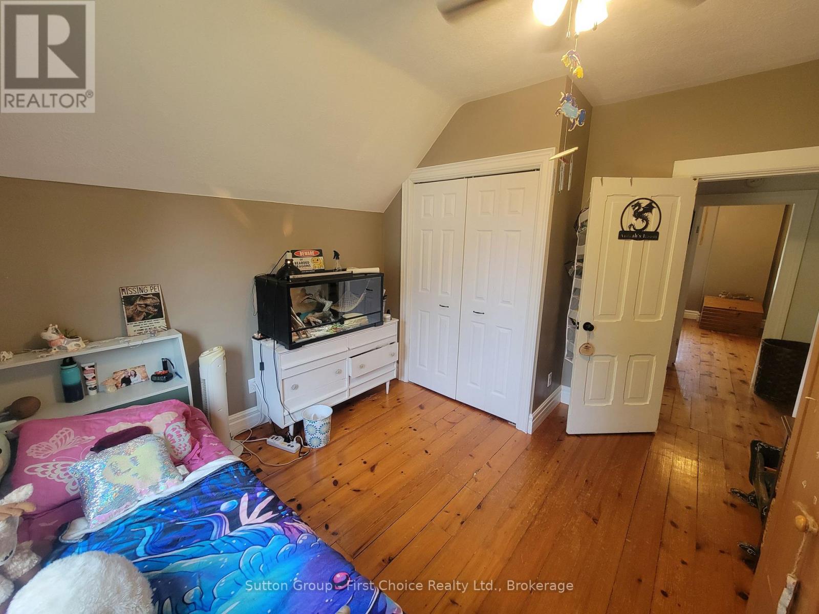 30 King Street N Property Photo 28