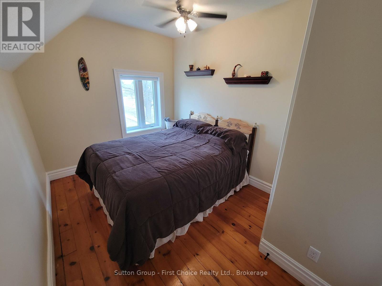 30 King Street N Property Photo 29