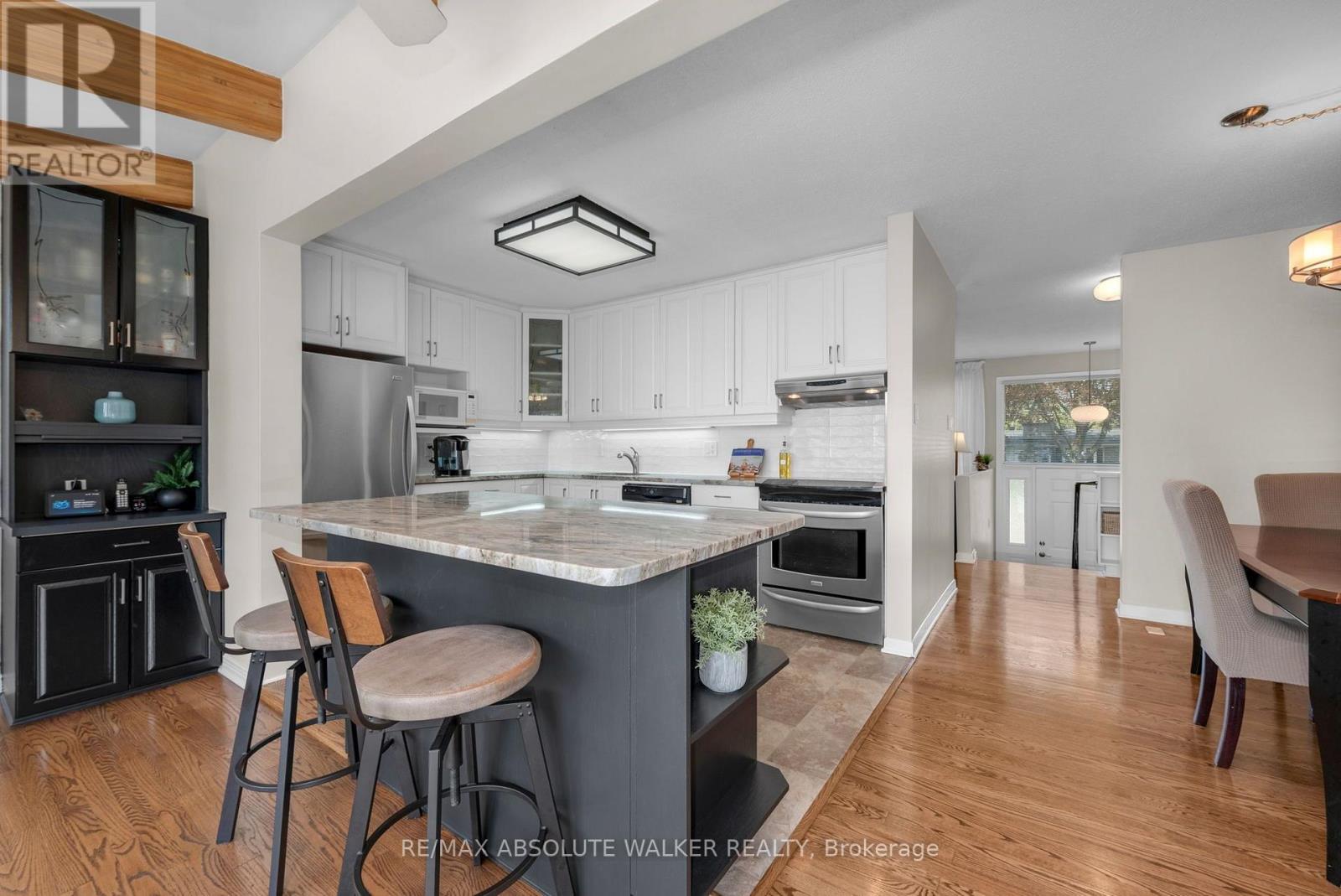 5 West Herrington Court Property Photo 18