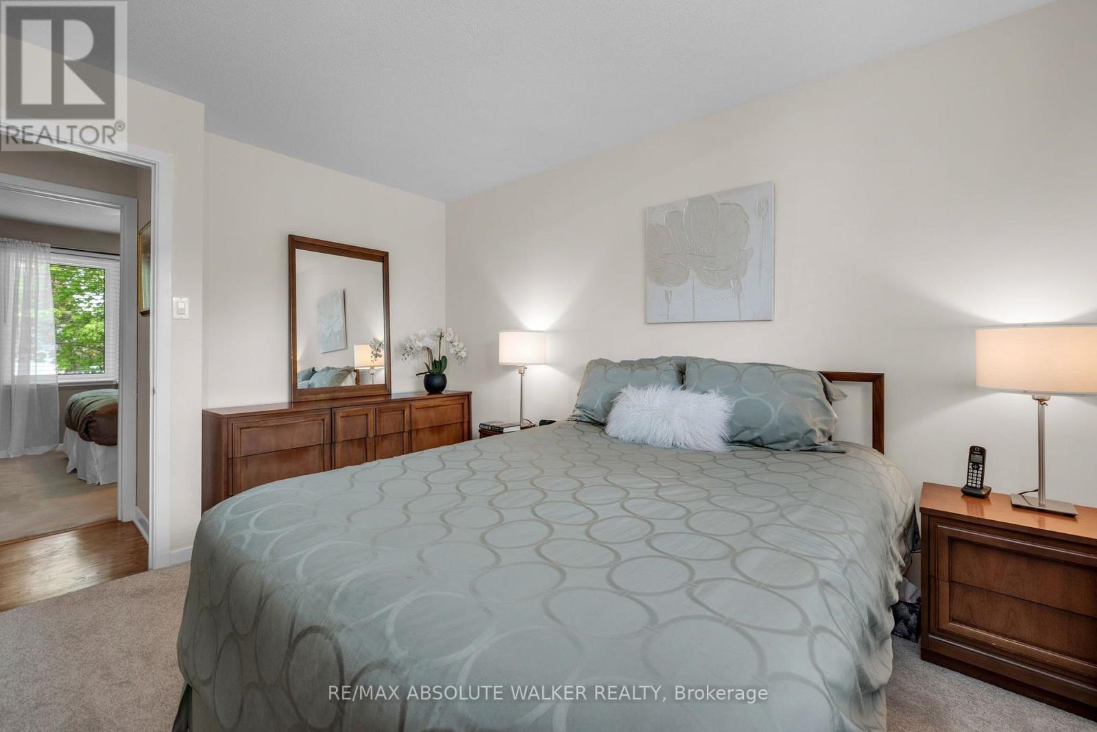5 West Herrington Court Property Photo 29
